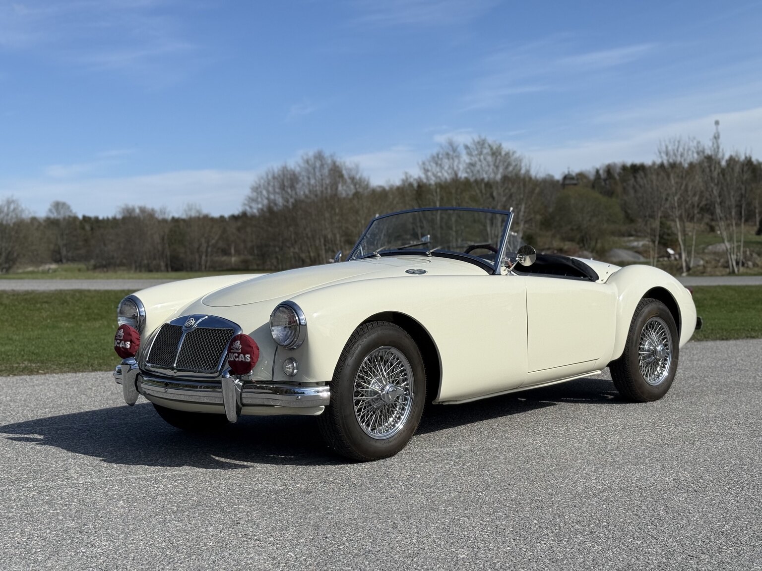Exteriörbild på 1959 MG MGA 1500