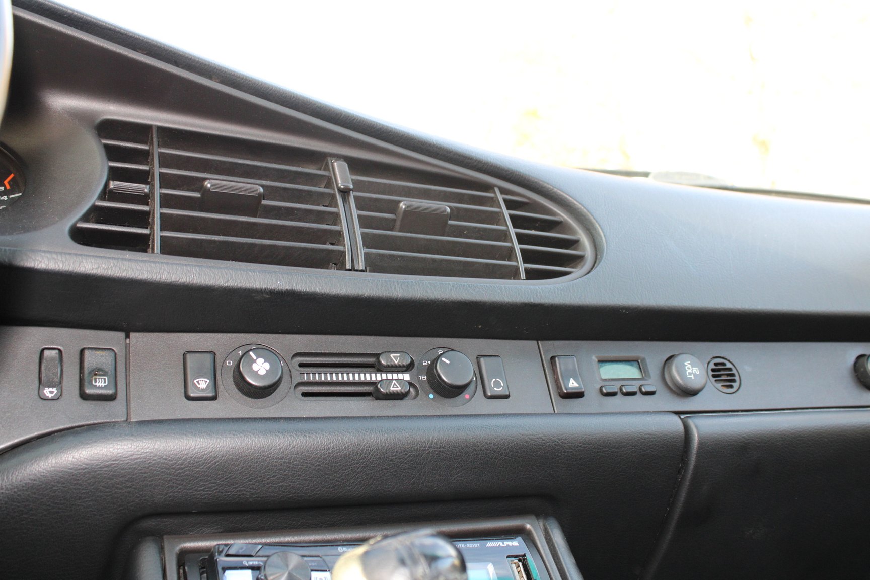 Innenraumfoto von 1991 PORSCHE 944 S2