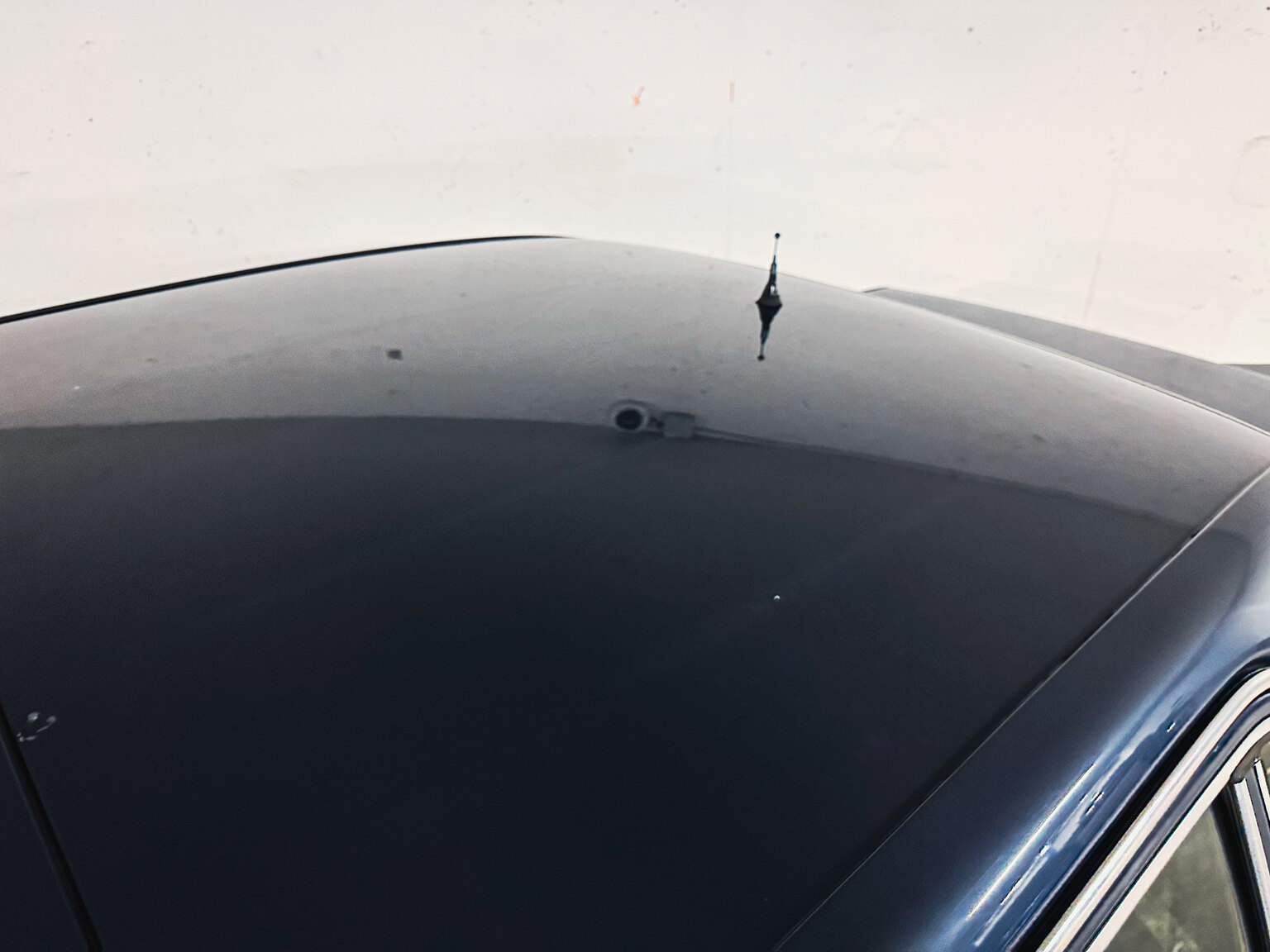 Exteriörbild på 1985 Mercedes-Benz 500 SEL