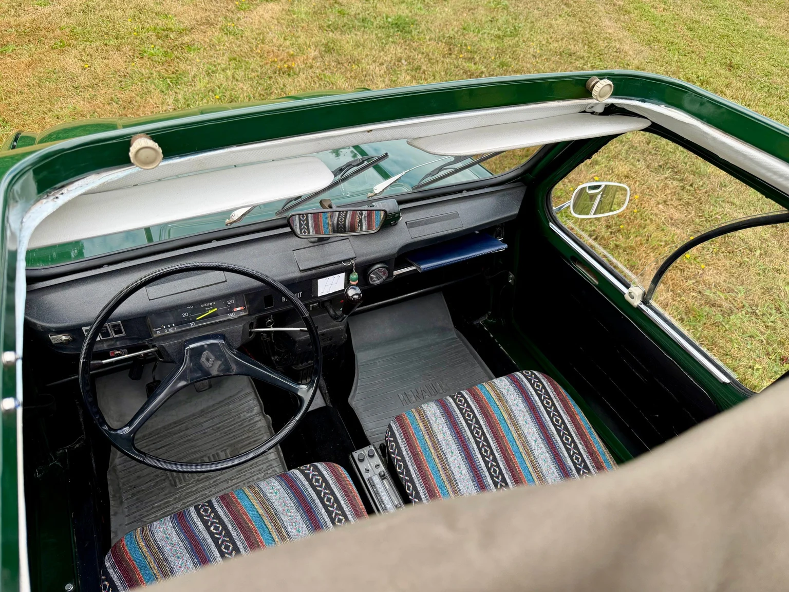 Interiörbild 1970 Renault 4 (36)