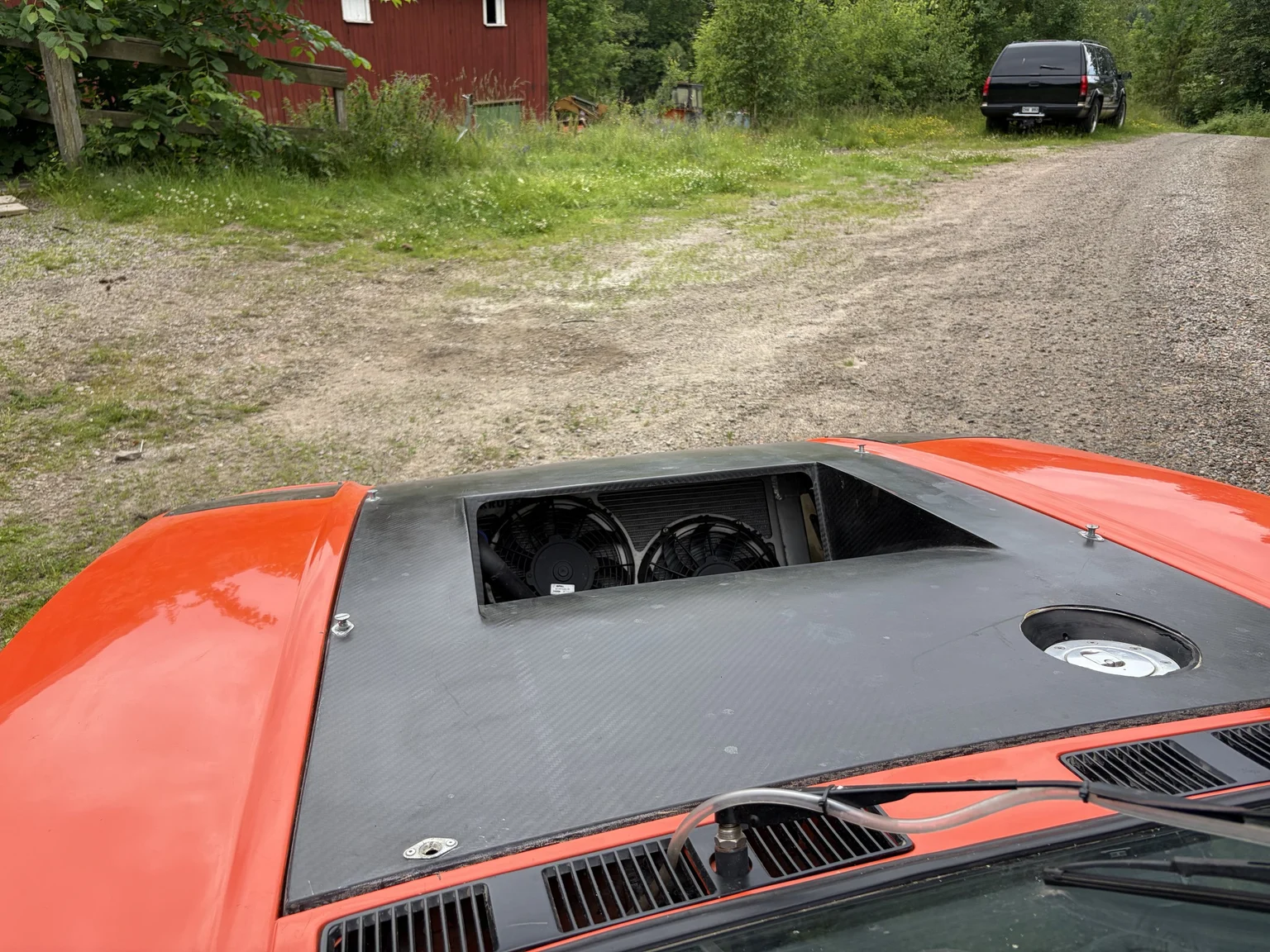 Exteriörbild på 1972 De Tomaso Pantera LS Restomod (24)