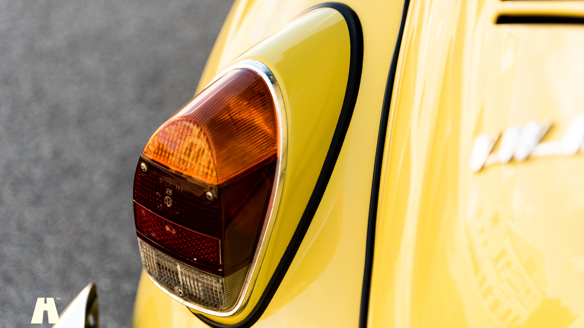 Exterior image of 1972 Volkswagen beetle cabriolet 1302 LS