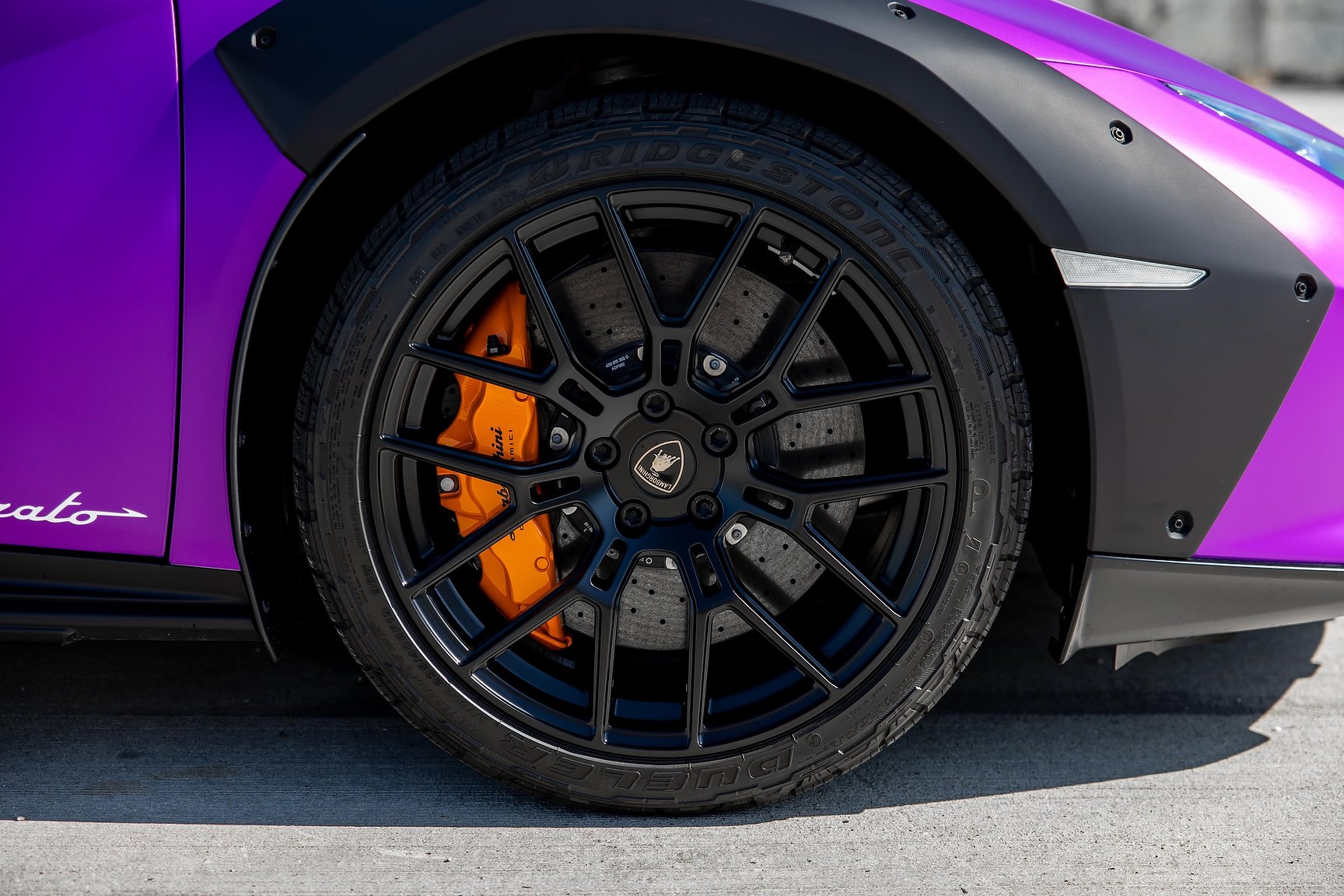 Aussenfoto 2023 Lamborghini Huracan Sterrato