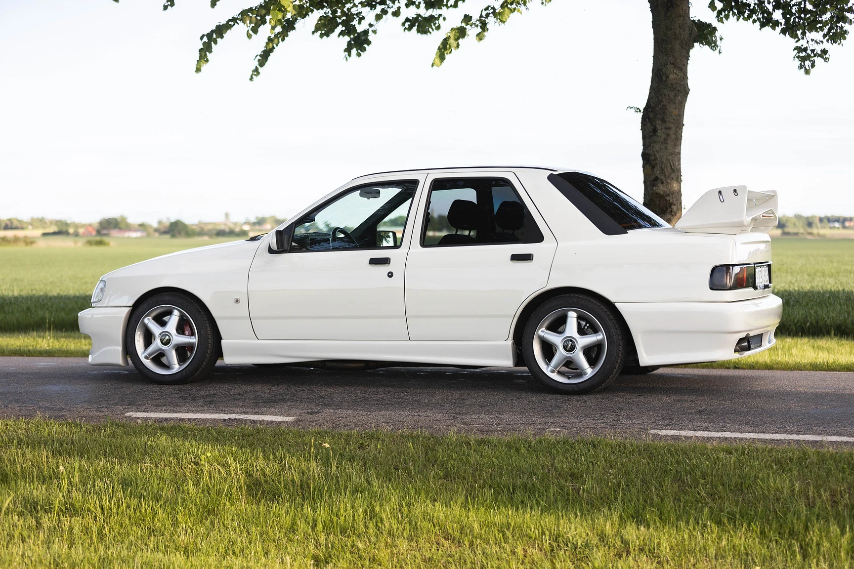 Aussenfoto 1991 Ford Sierra Cosworth 4x4 (12)