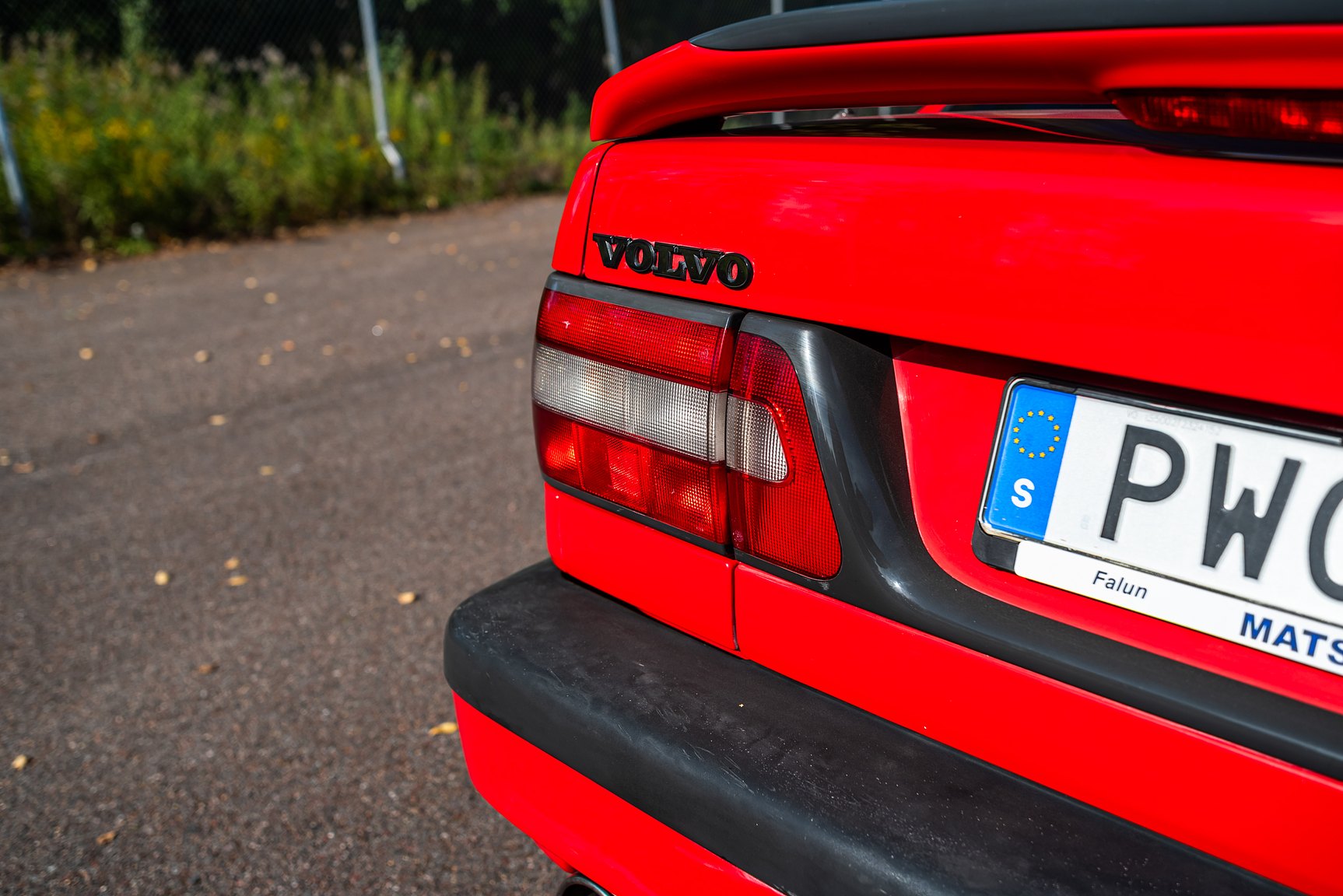 Exterior image of 1996 Volvo 850 R