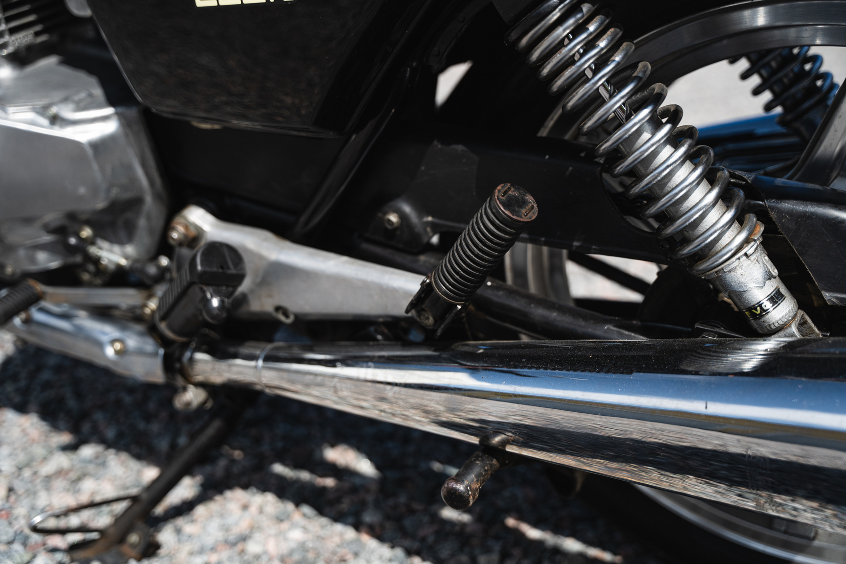 Image of 1981 Honda CB250N mechanics