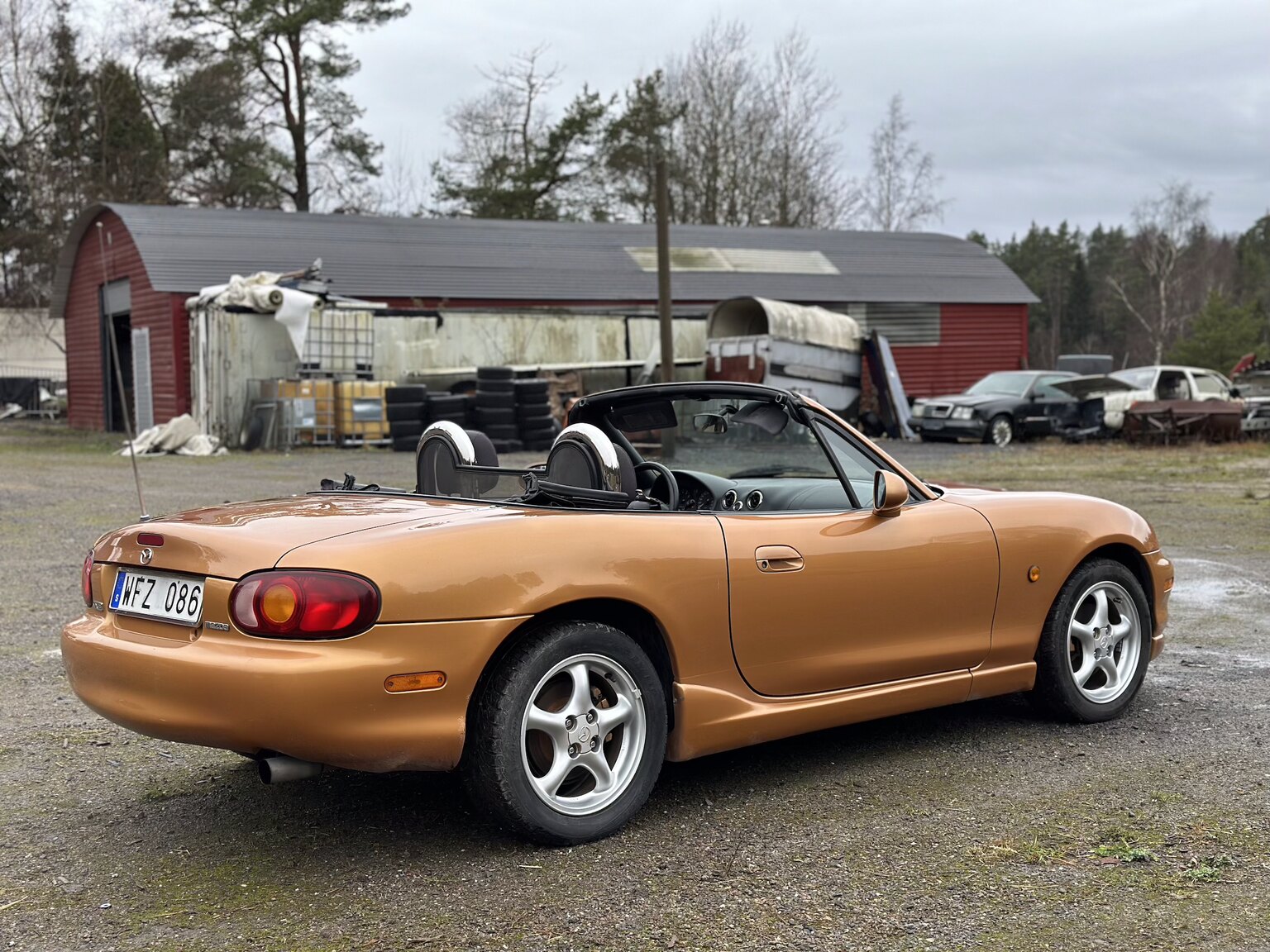Aussenfoto 1998 Mazda Miata MX-5 NB