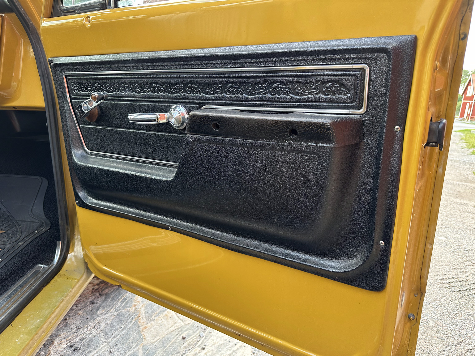 Interior image of 1972 Chevrolet C10 Cheyenne (23)