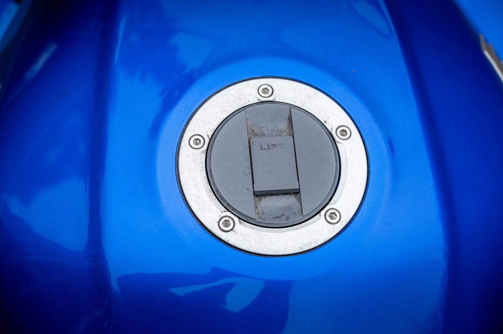 Exterior image of 2008 Suzuki GSX650F (23)