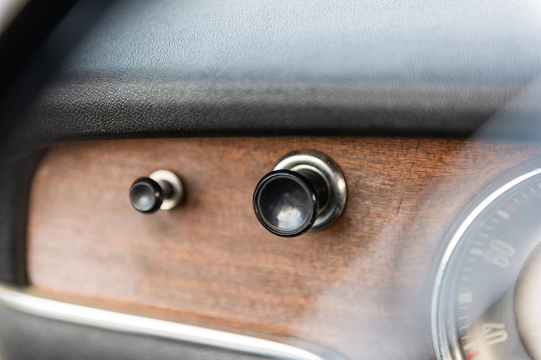 Innenraumfoto von 1964 BMW 1800 (10)
