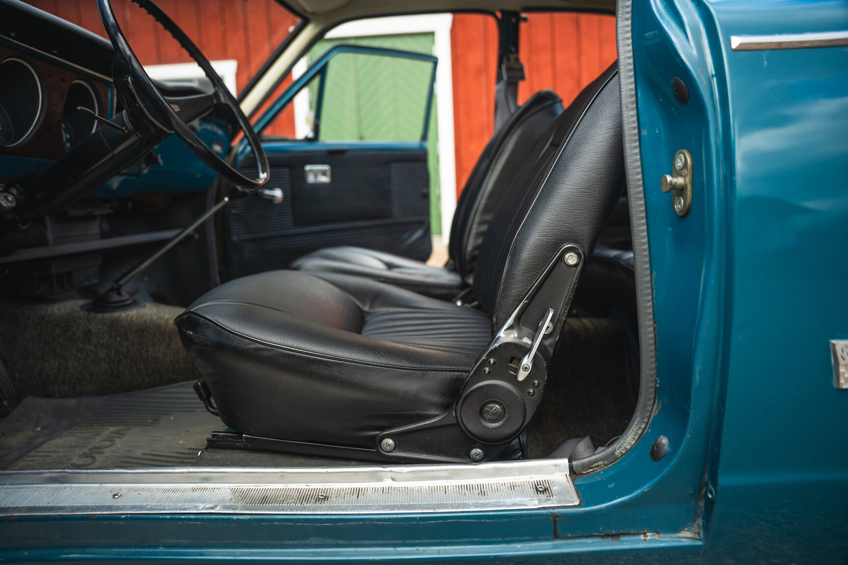 Interiörbild 1969 Toyota Corolla Coupé