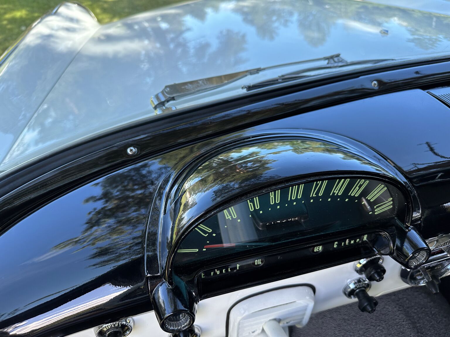 Interiörbild 1955 Ford Fairlane Crown Victoria