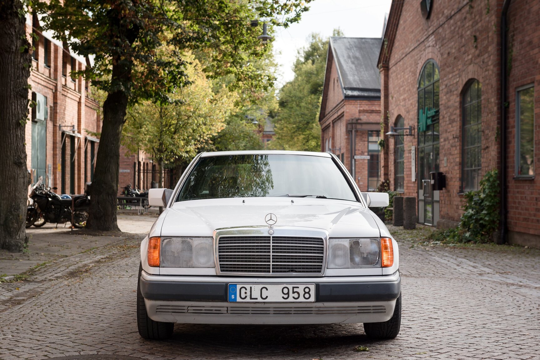 Exteriörbild på 1992 Mercedes-Benz 300CE-24V 