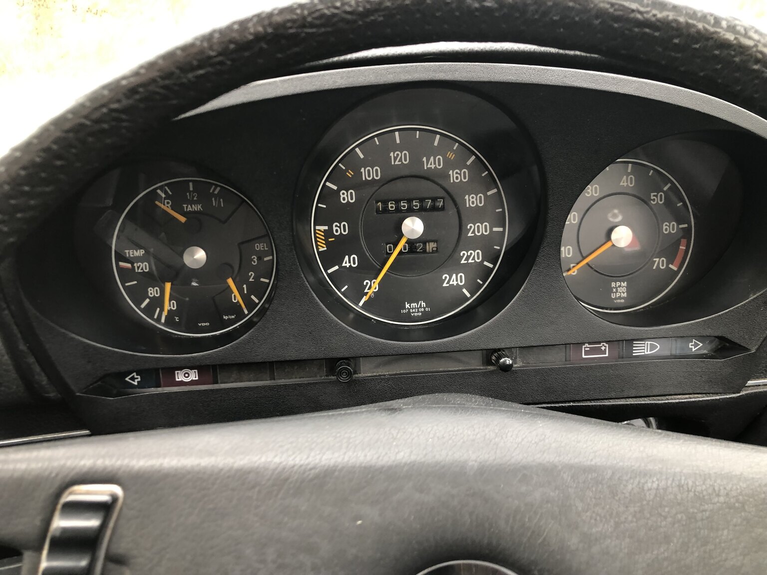 Interiörbild 1972 Mercedes-Benz 350 SL