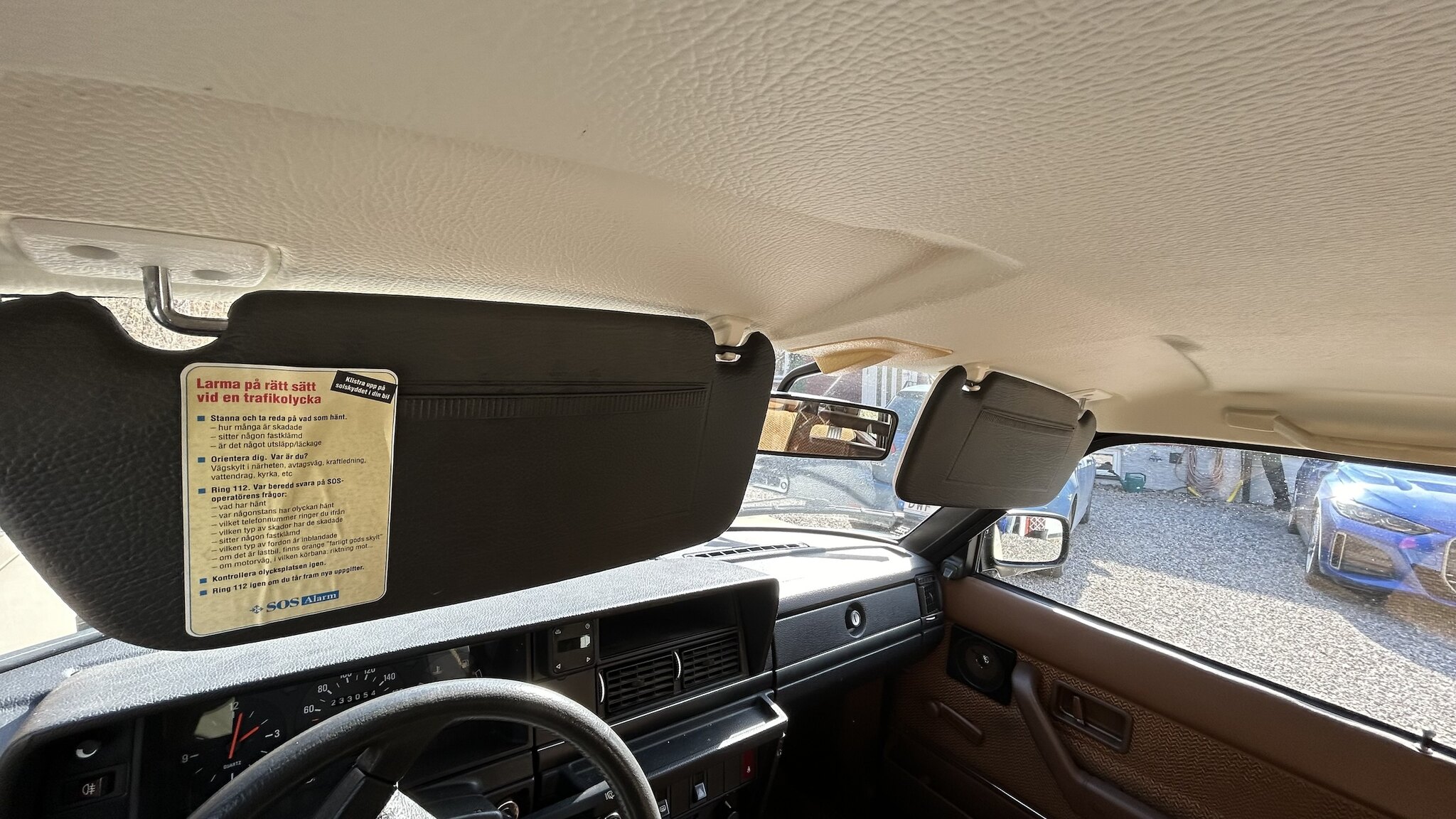 Interior image of 1987 Volvo 244