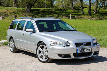 Exteriörbild på 2005 Volvo V70 R AWD