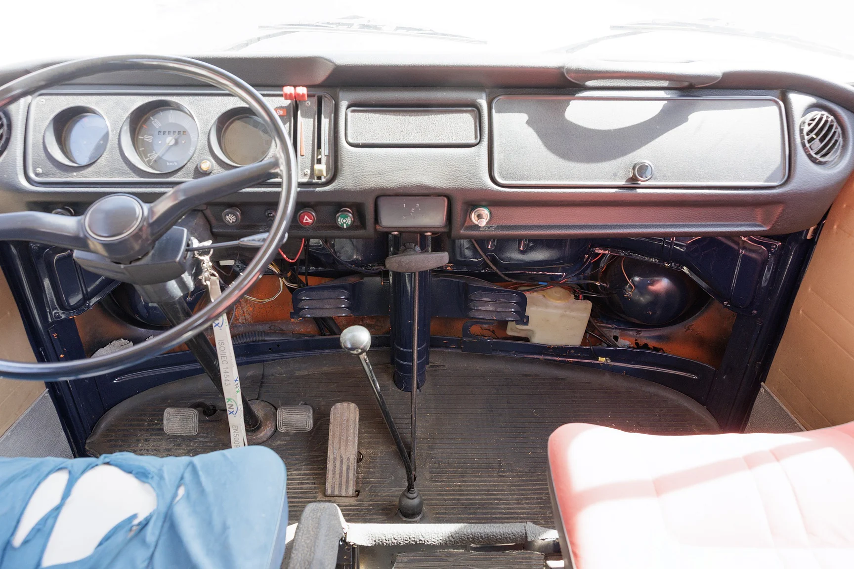 Interiörbild 1973 Volkswagen Typ 2 Transporter T2 (49)