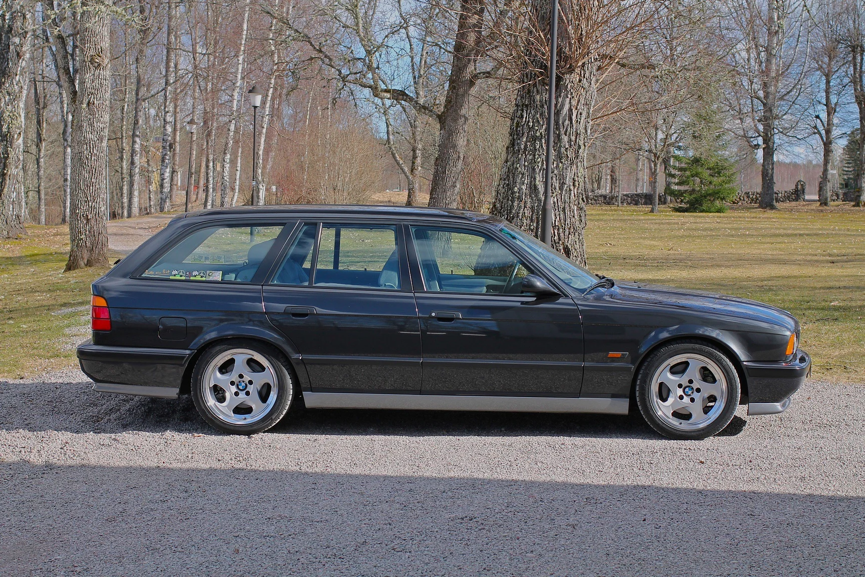 Aussenfoto 1993 BMW E34 M5 Touring  (30)