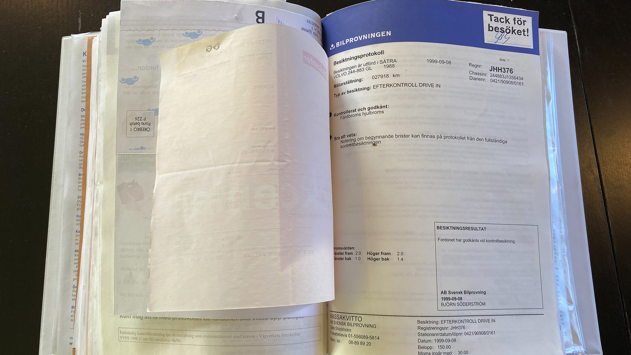 Documentation for 1988 Volvo 240 GL