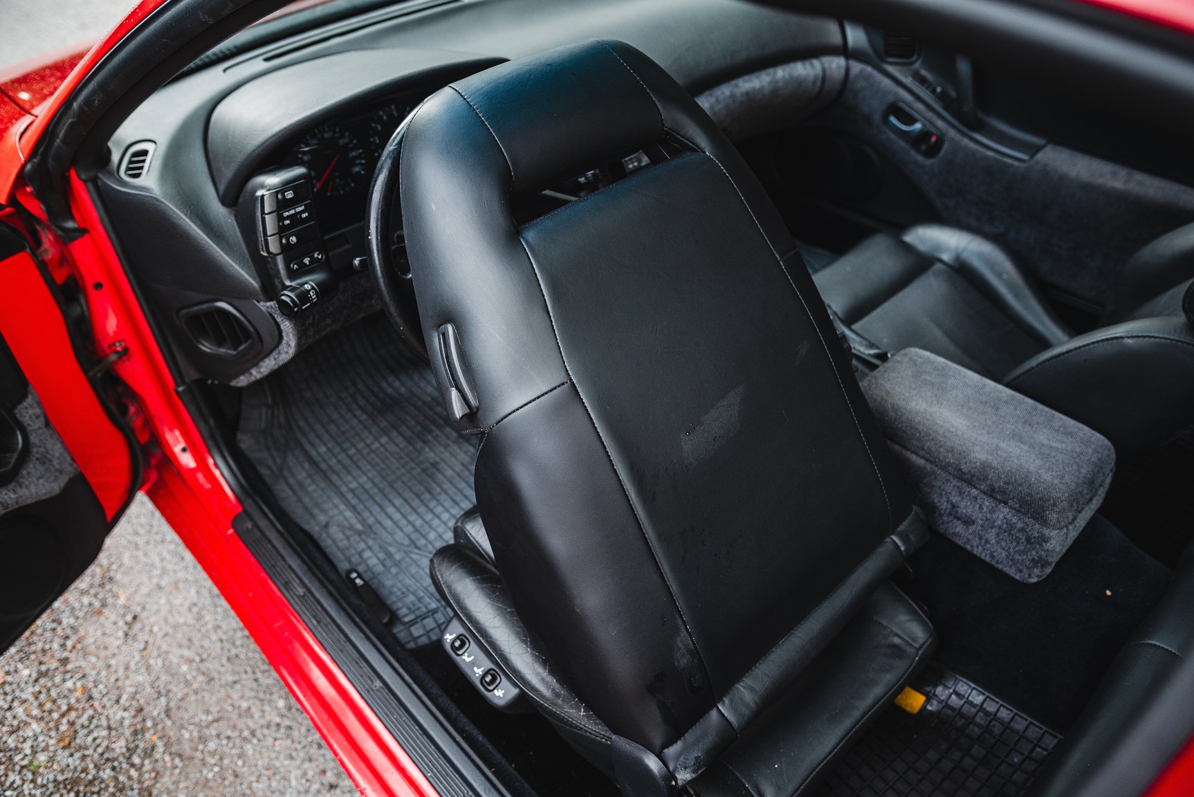 Interior image of 1991 Nissan 300ZX Twin Turbo V6 Z32