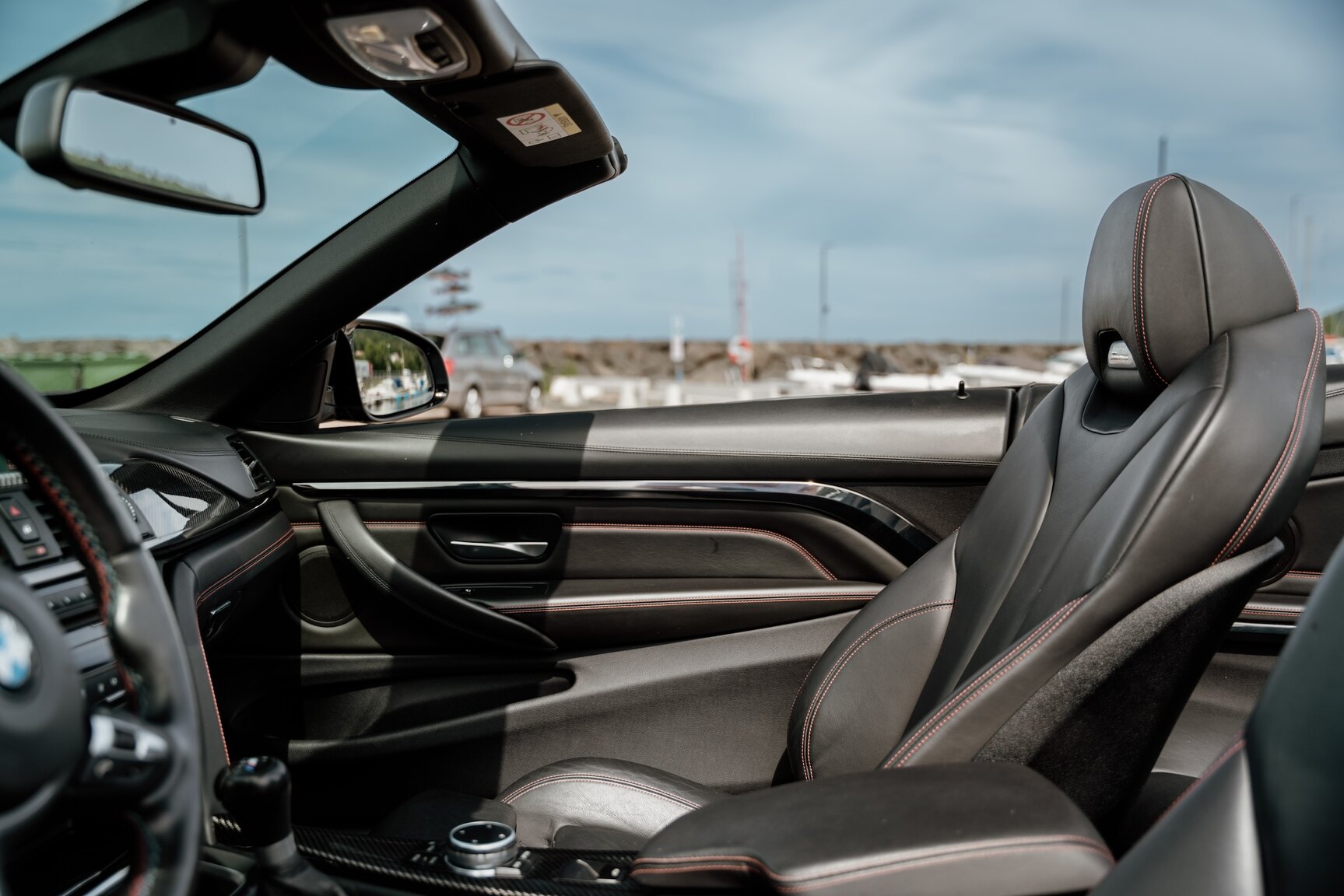 Interior image of 2015 BMW M4 Cabriolet