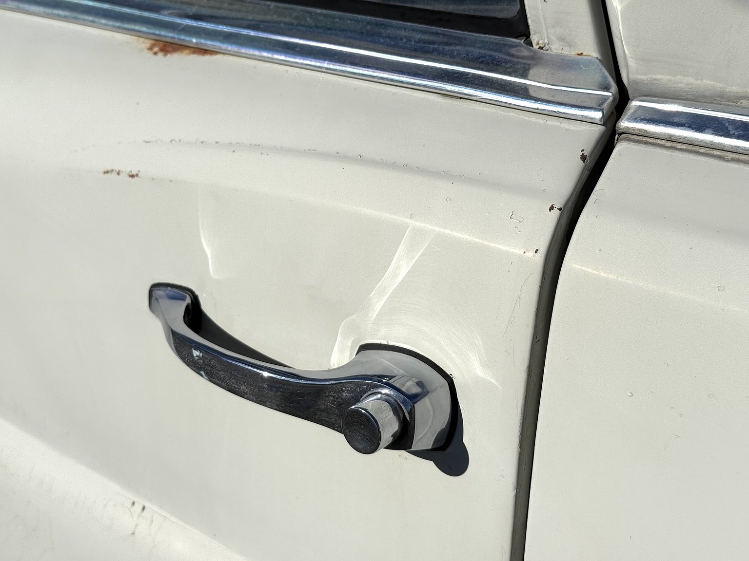 Exteriörbild på 1967 Mercedes-Benz 200