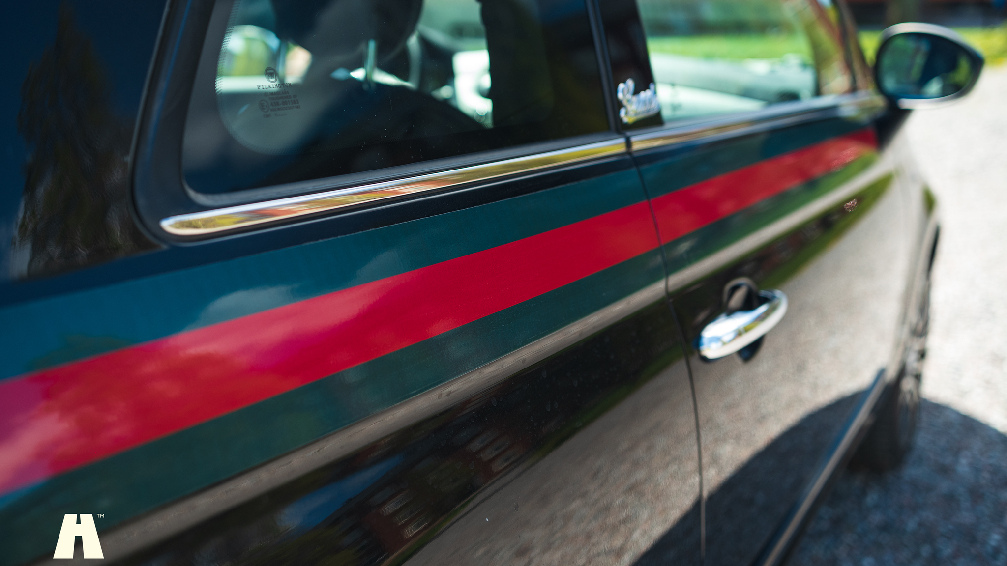Exterior image of 2012 FIAT 500 GUCCI