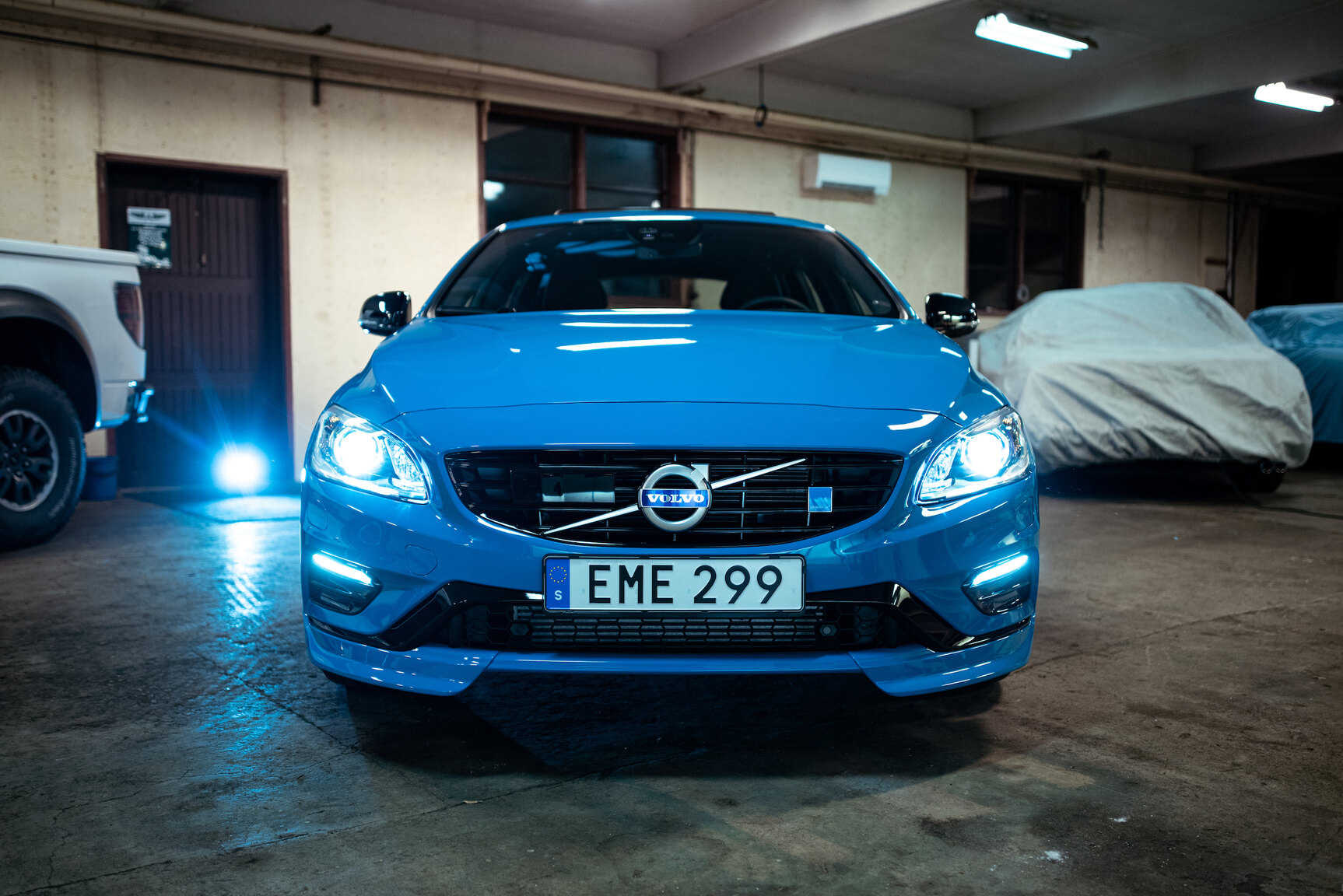 Exteriörbild på 2017 Volvo V60 Polestar T6 AWD