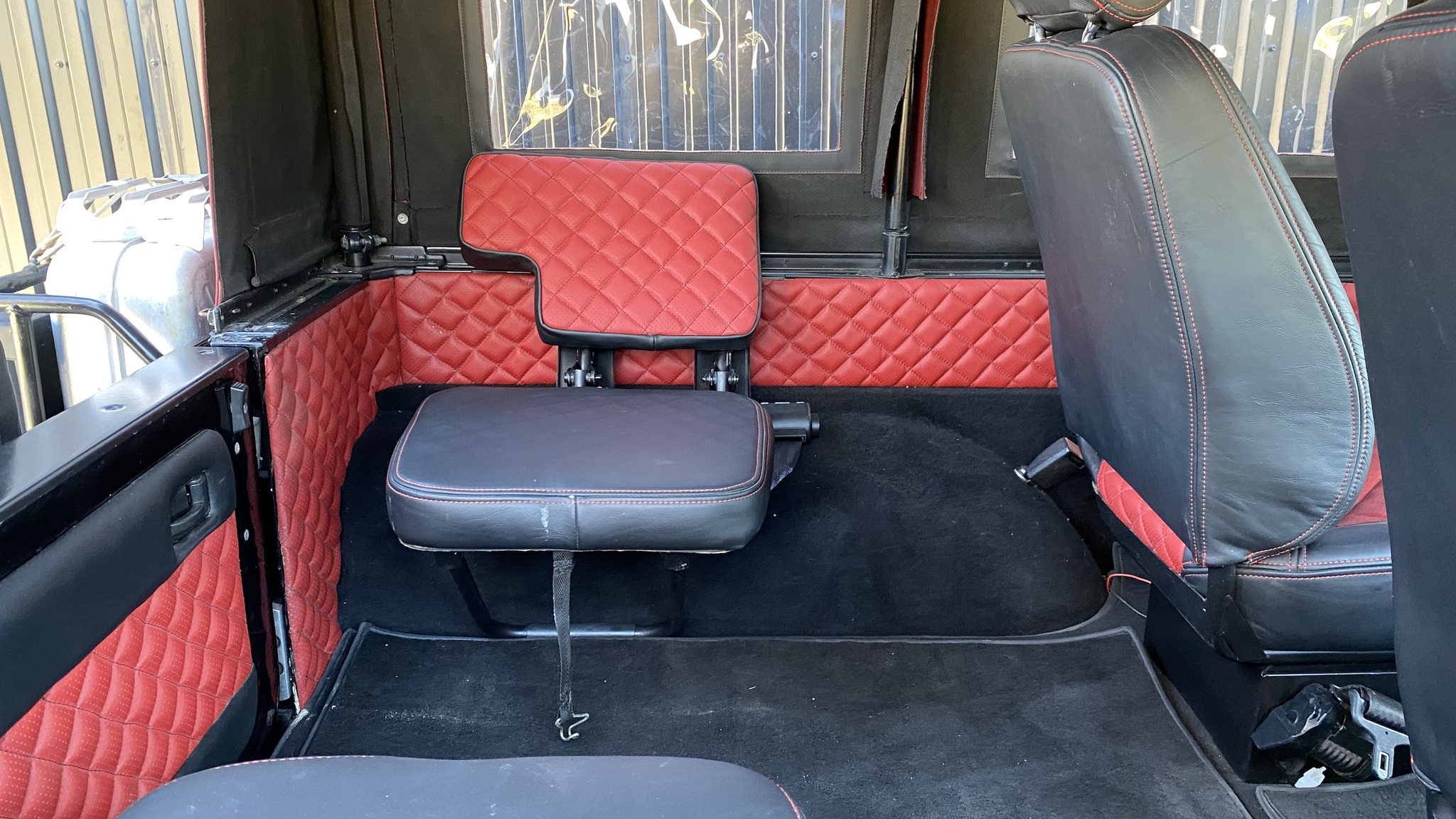Interiörbild 1996 Mercedes G230 STEYR-PUCH Automat