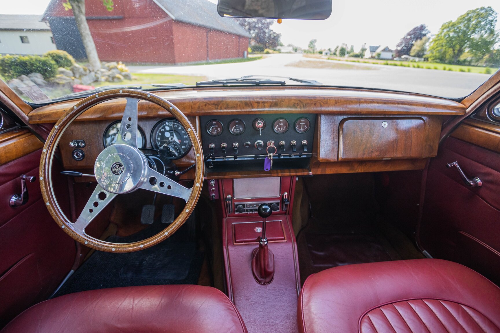Interior image of 1968 Jaguar 340 XK Mark II