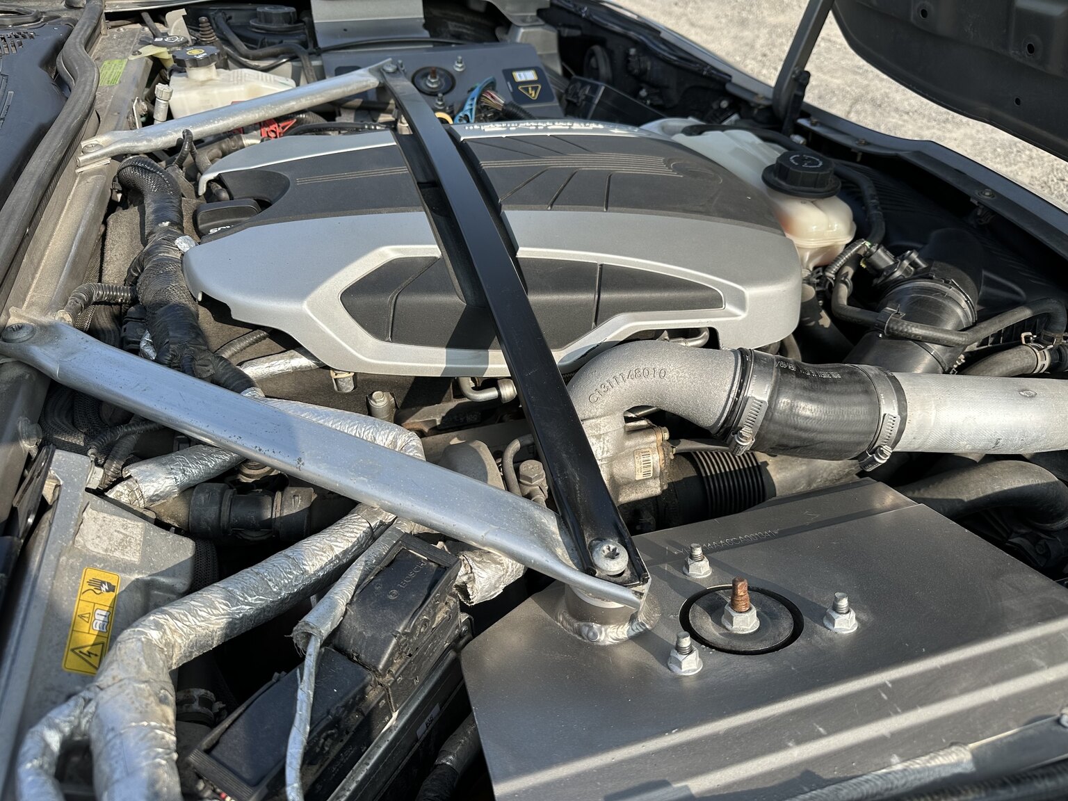 Image of 2012  Fisker Karma mechanics