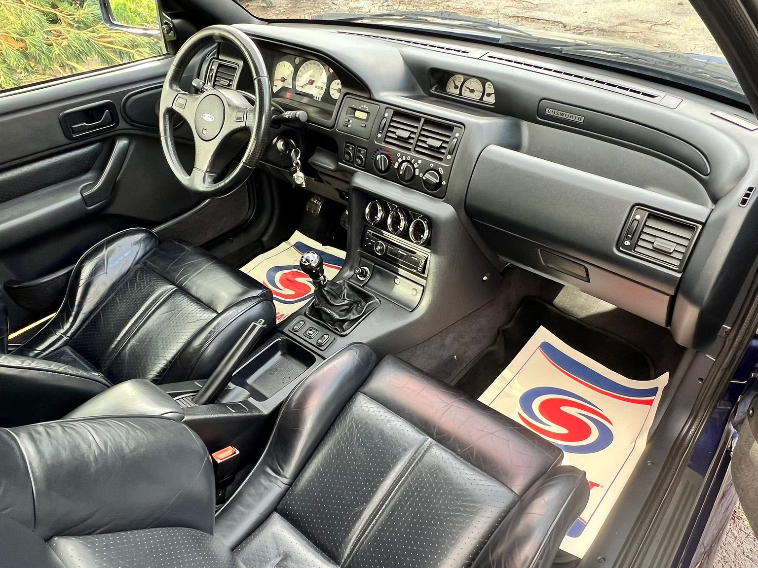 Interiörbild 1993 Ford Escort RS Cosworth "Big Turbo"