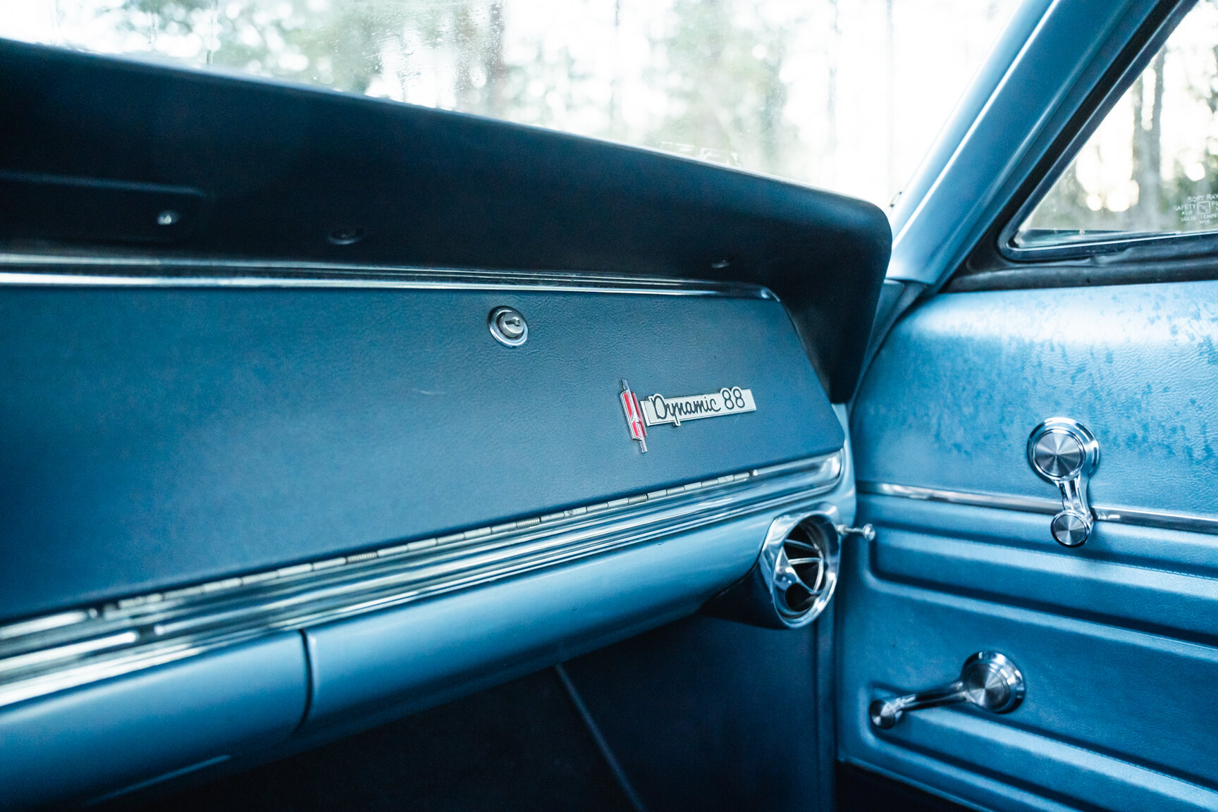 Interiörbild 1966 Oldsmobile Dynamic 88 Celebrity (33)