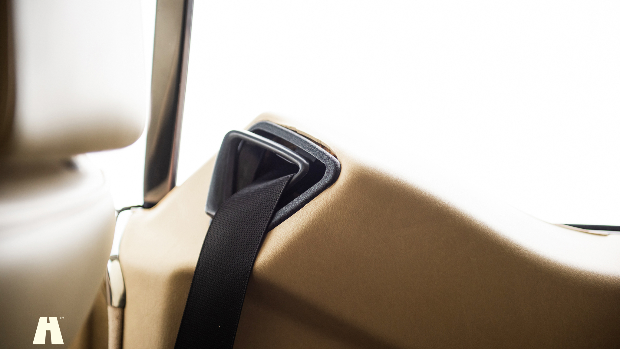 Interior image of 1992 Mercedes 230 CE