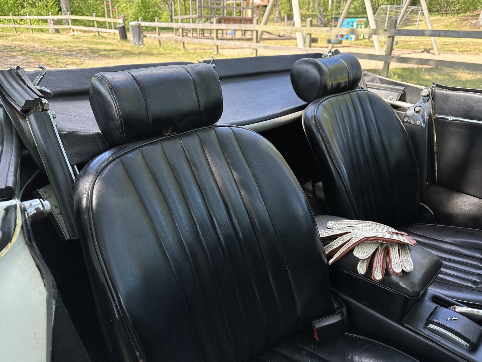 Interiörbild 1969 Jaguar E-Type