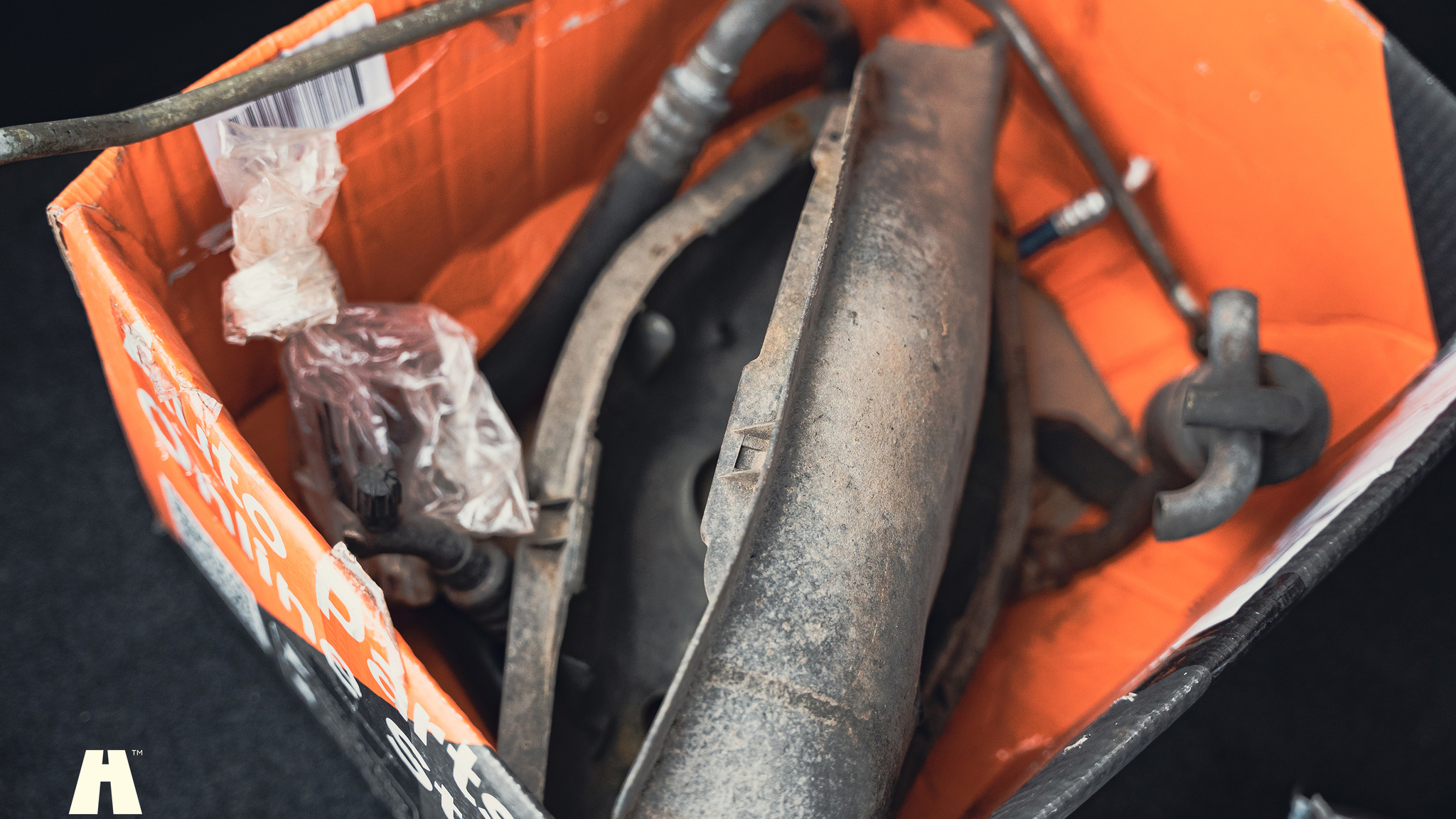 Image of 1990 Mercedes 300 CE-24 mechanics