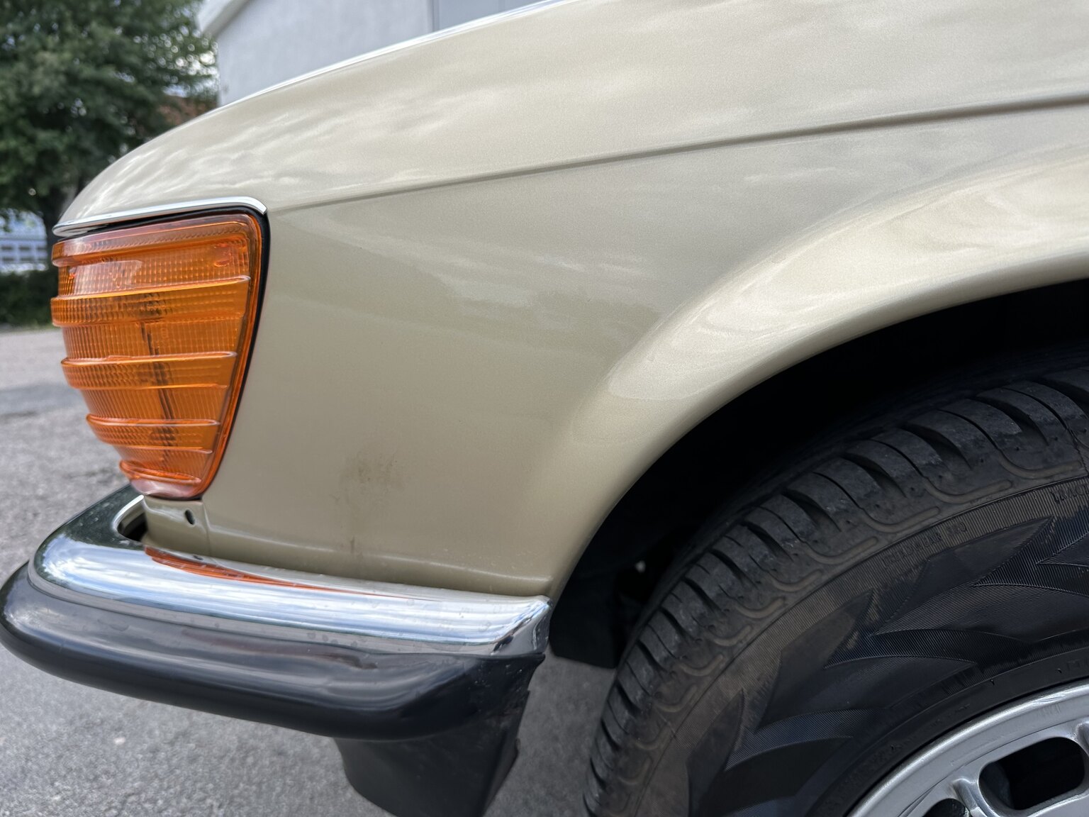 Aussenfoto 1974 Mercedes benz 450 SL