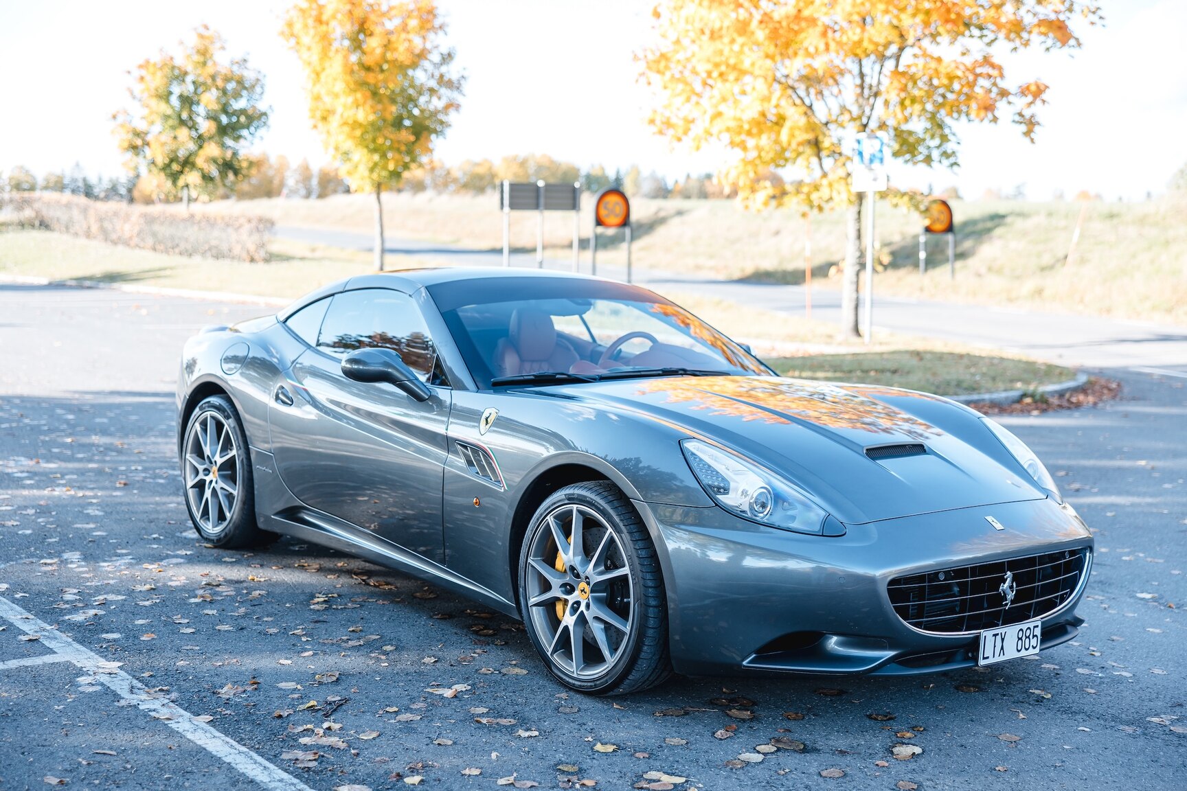 Exterior image of 2011 Ferrari California 