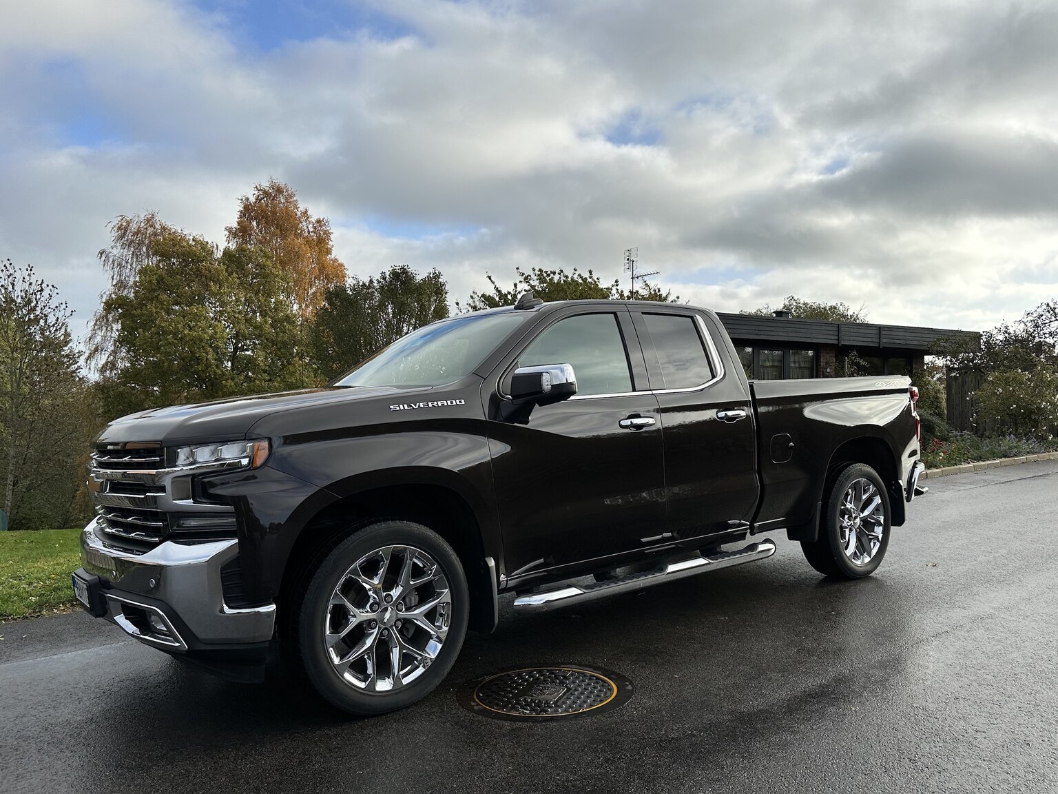Exteriörbild på 2019 Chevrolet Silverado LTZ