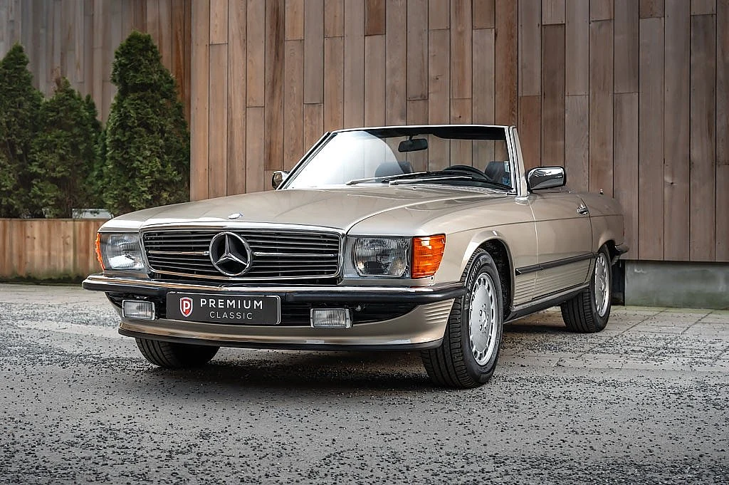 Bild von 1987 Mercedes-Benz 560SL (3)