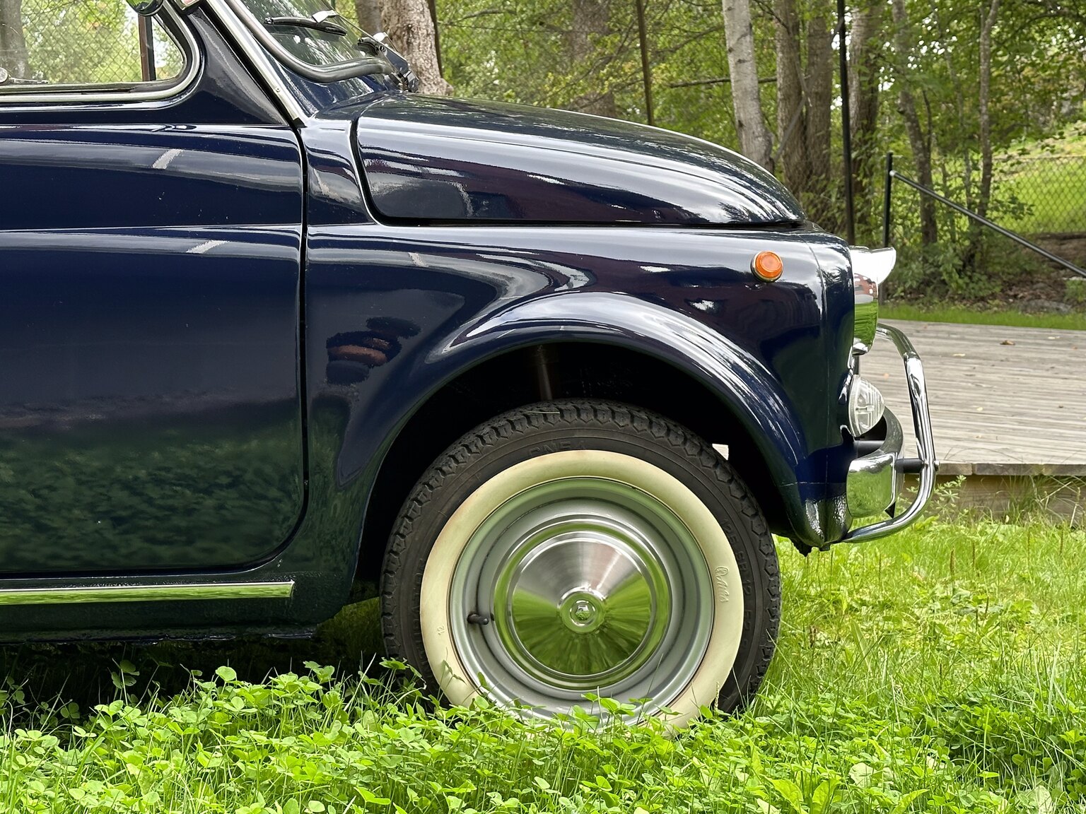 Exteriörbild på 1971 Fiat 500 L (7)