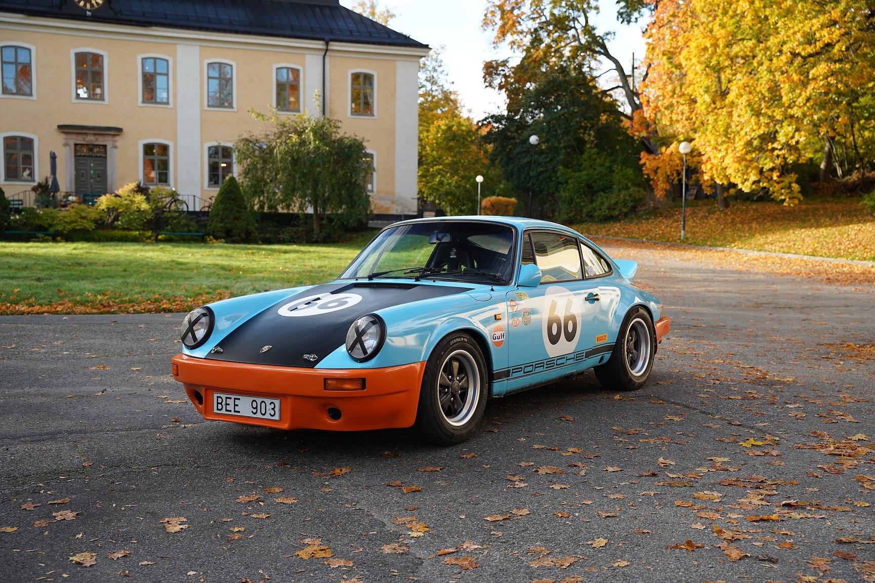 Exterior image of 1982 PORSCHE  911 SC