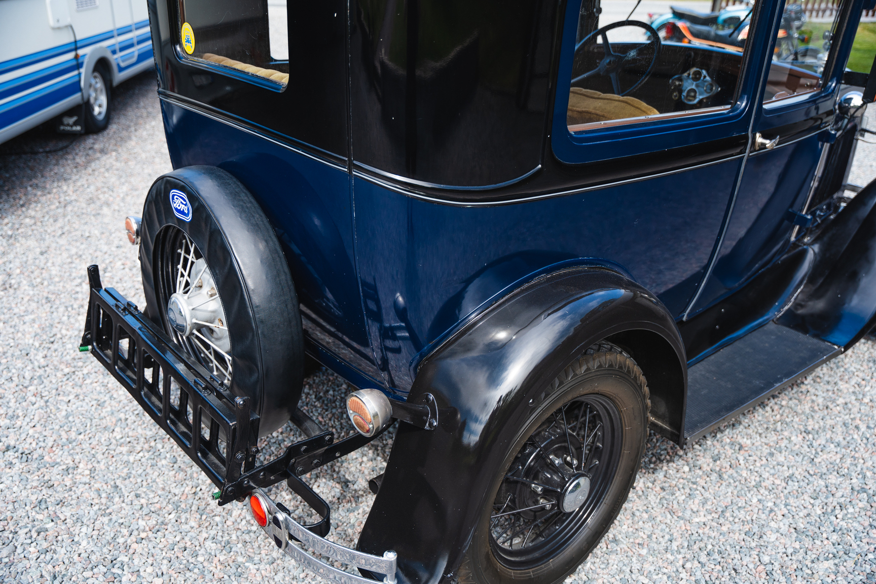 Exteriörbild på 1931 Ford A Luxe Sedan (12)