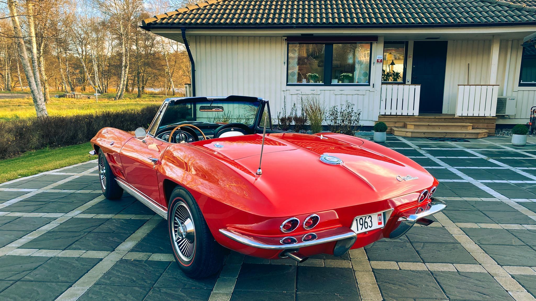 Aussenfoto 1963 Corvette C2 Stingray