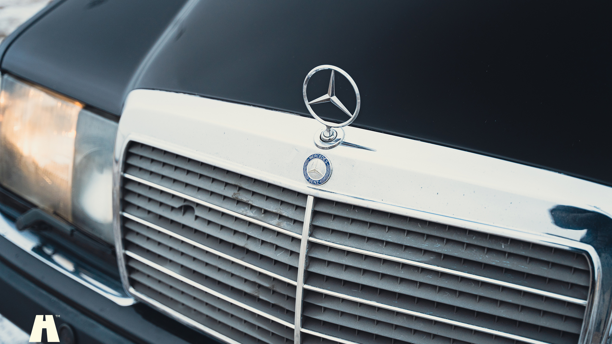 Exteriörbild på 1990 Mercedes 300 CE-24