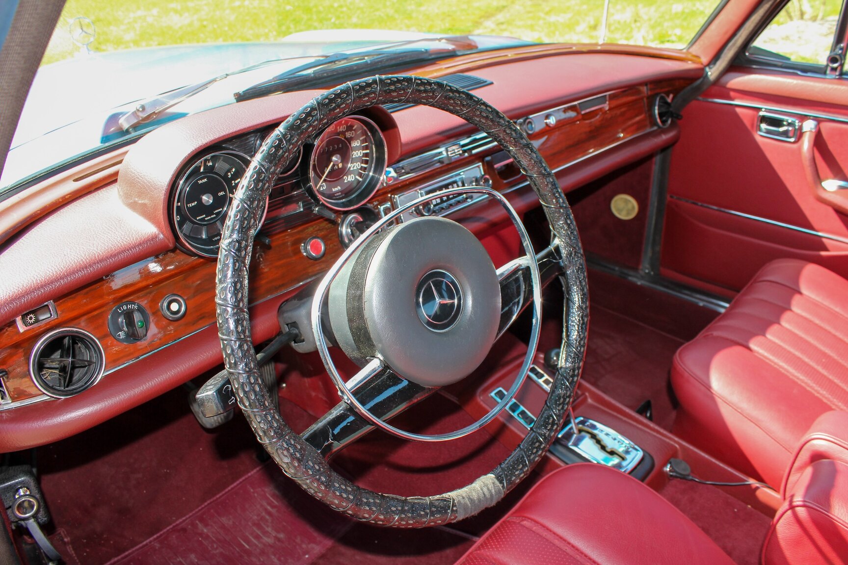 Interiörbild 1972 Mercedes-Benz 300 SEL 3.5
