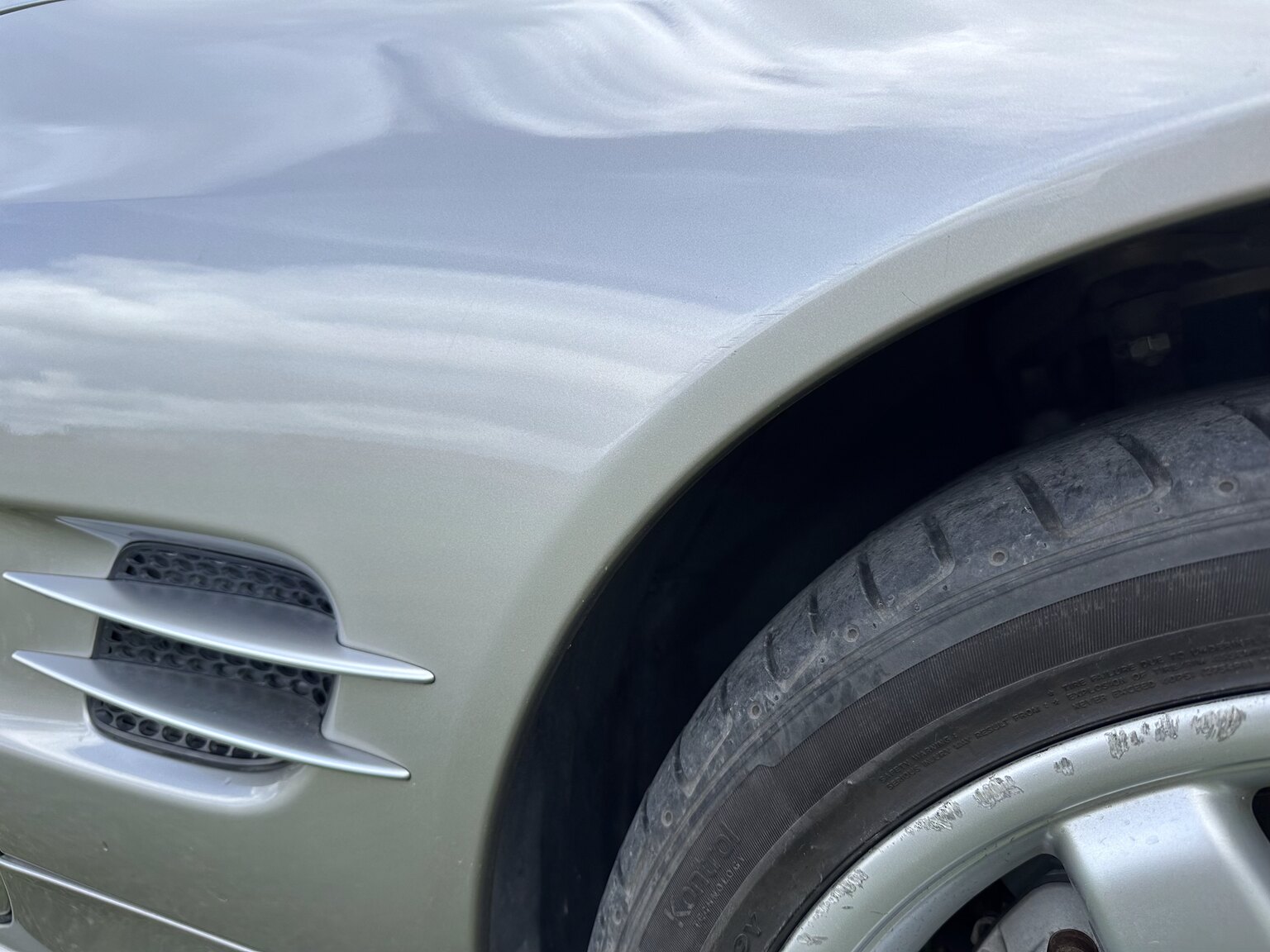 Exteriörbild på 2003 Mercedes Benz SL 500