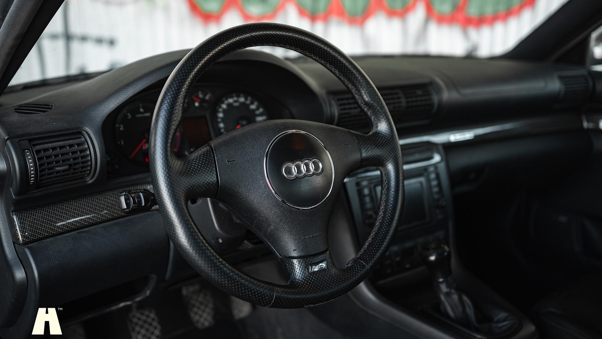 Interiörbild 2001 Audi RS4 B5 (23)