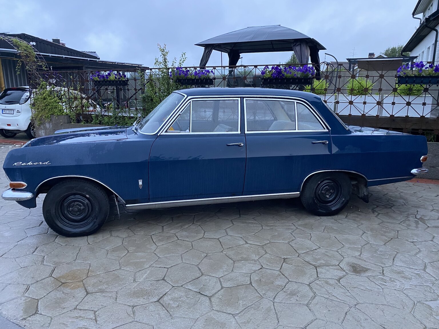 Image of 1965 Opel Record Deluxe miscellaneous