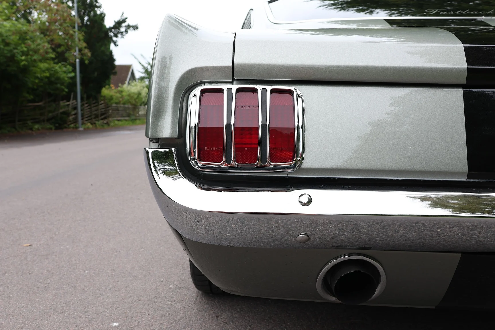 Aussenfoto 1965 Ford Mustang Fastback Restomod (25)